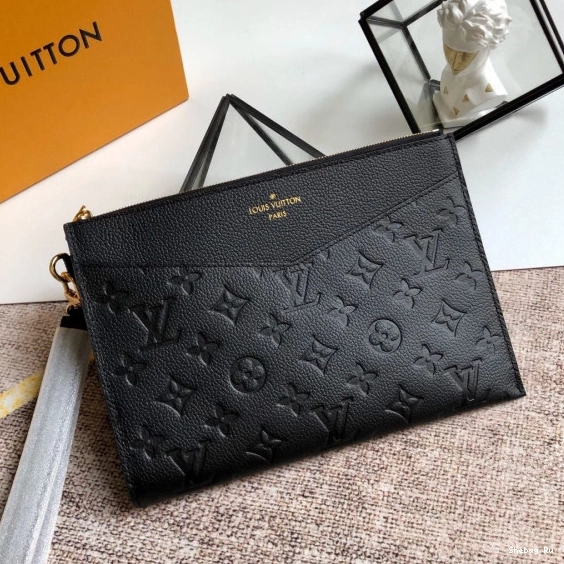 MM LOUIS VUITTON MÉLANIE POCHETTE 0727